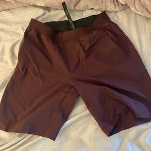 Maroon lulu lemon shorts